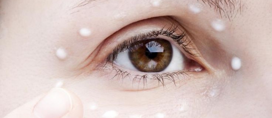 hidratarea pielii din jurul ochilor