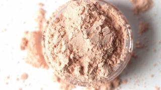 produse make up naturale masca pentru riduri in jurul ochilor